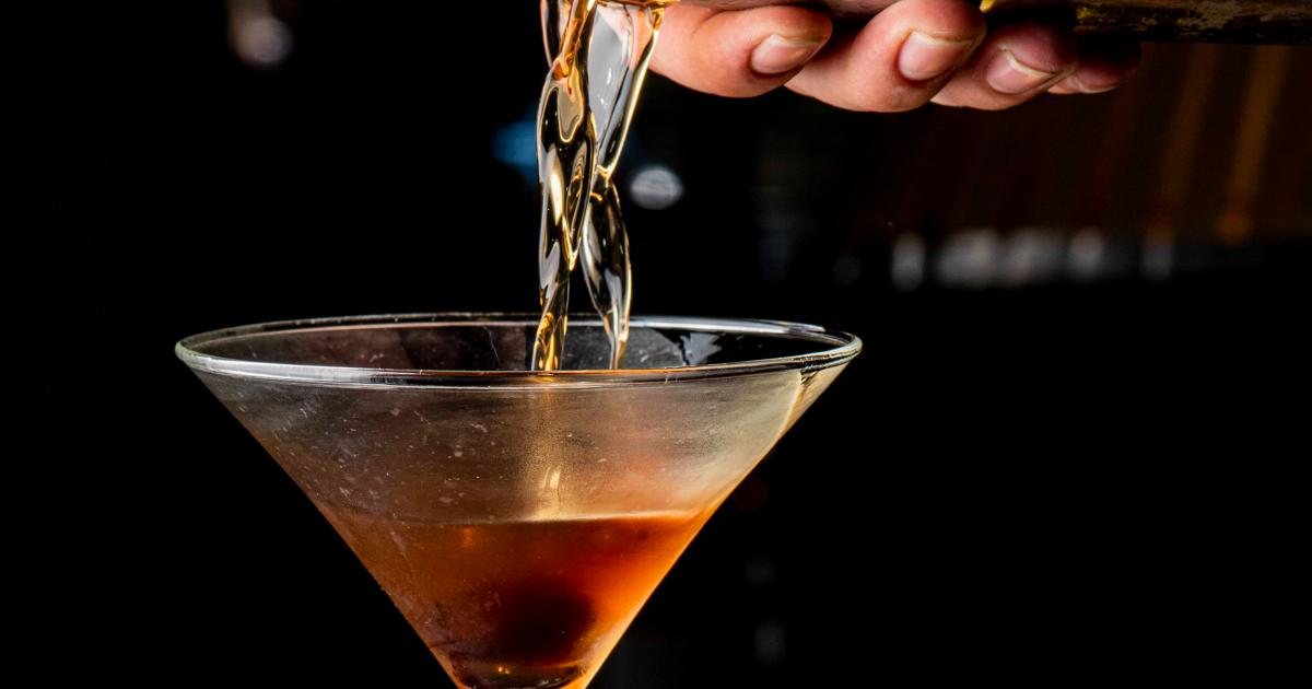 Maple Old Fashioned Cocktail | Kowalski's Markets