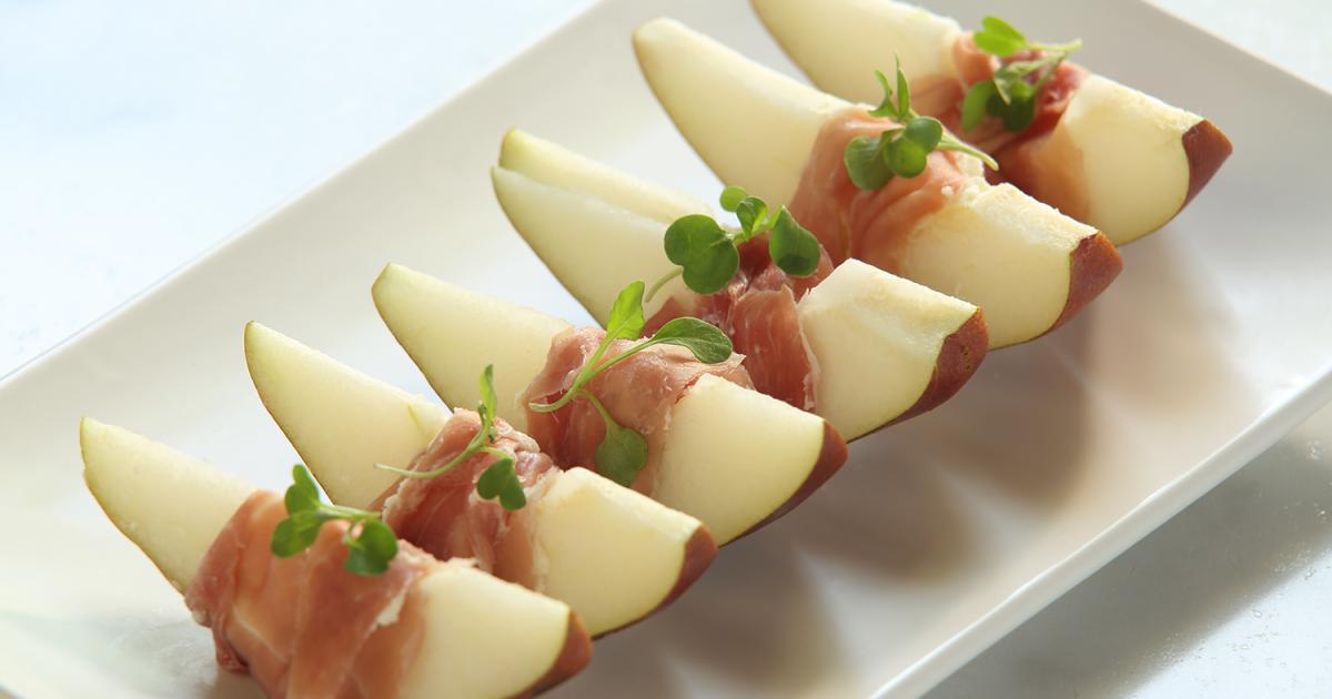 Pears with Mascarpone and Prosciutto | Kowalski's Markets